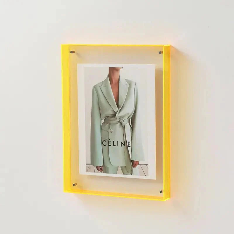 Acrylic Photo Frame - Floating Design for Your Pictures