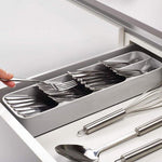 Platzsparender Besteckorganizer für Ihre Schublade
