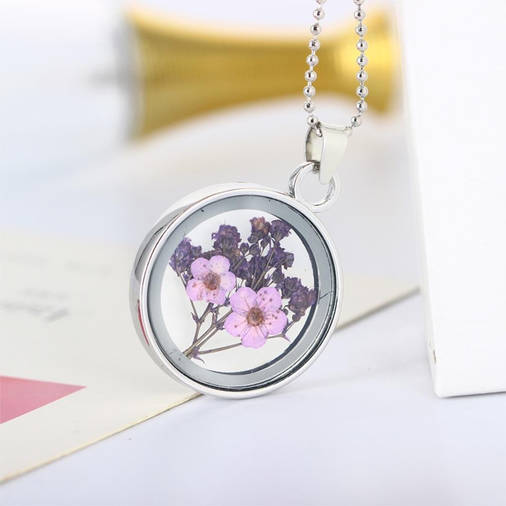 Blumen Halsketten aus Pressblumen