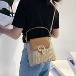 Leichte Sommertasche mit Schulterriemen – Eva Stro Chic Bag