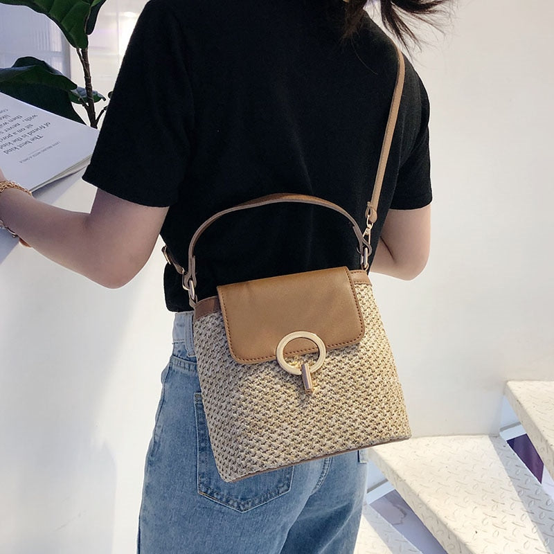 Leichte Sommertasche mit Schulterriemen – Eva Stro Chic Bag