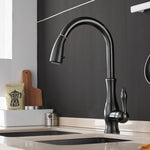 Elegante Küchenarmatur mit ausziehbarem Brausekopf