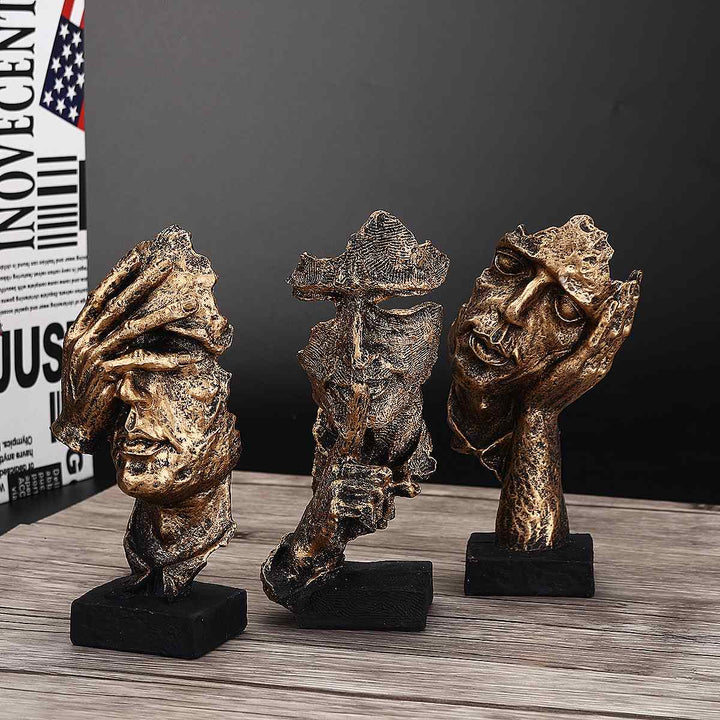 Abstrakte goldene Skulptur – Moderne skandinavische Dekoration