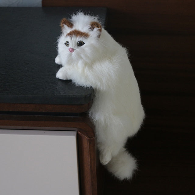 Niedliche Plüsch Katze als Schreibtischfigur – Dekoration fürs Zuhause