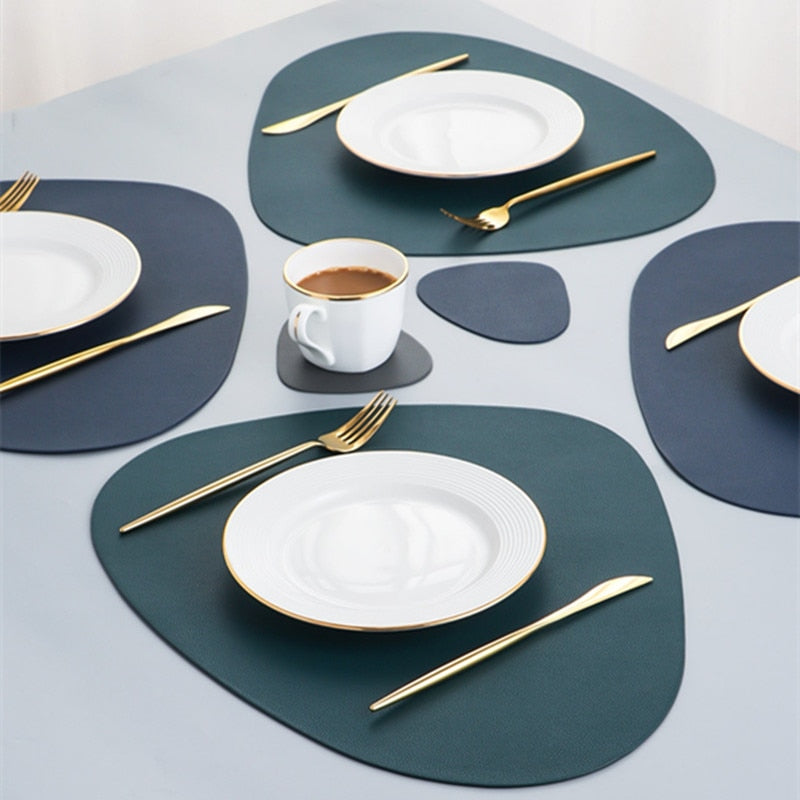 Viereckige Platzdeckchen in 10 Farben