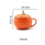 Kreative Keramiktasse in Kürbisform
