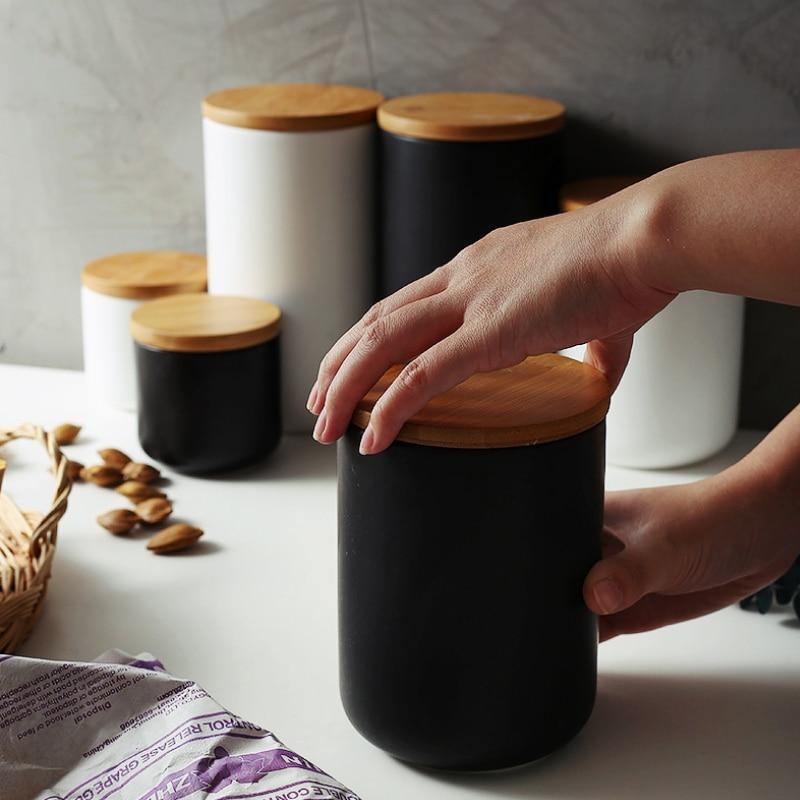 Sustainable Ceramic Containers with Bamboo Lids – Stylish Storage Solutions