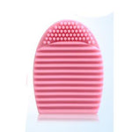 Effizienter Pinselreiniger für makelloses Makeup