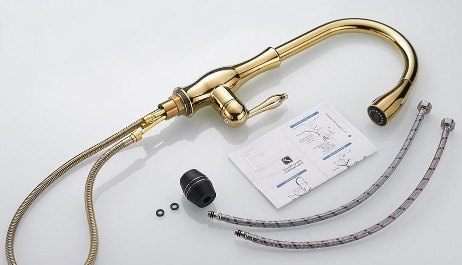 Elegante Küchenarmatur mit ausziehbarem Brausekopf