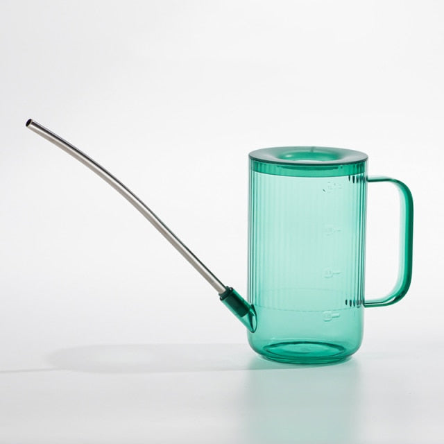 Grüner Begleiter | Elegante Gießkanne für Pflanzenpflege