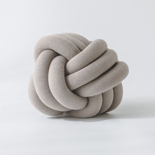 Knot Ball Kissen