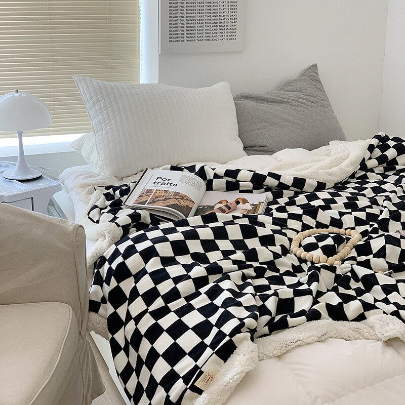 Gestreifte Decke