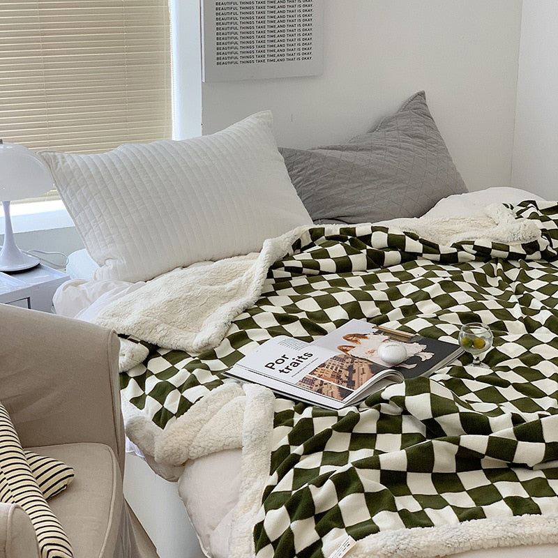 Gestreifte Decke