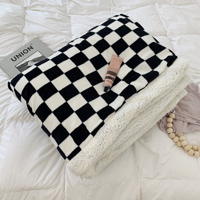Gestreifte Decke