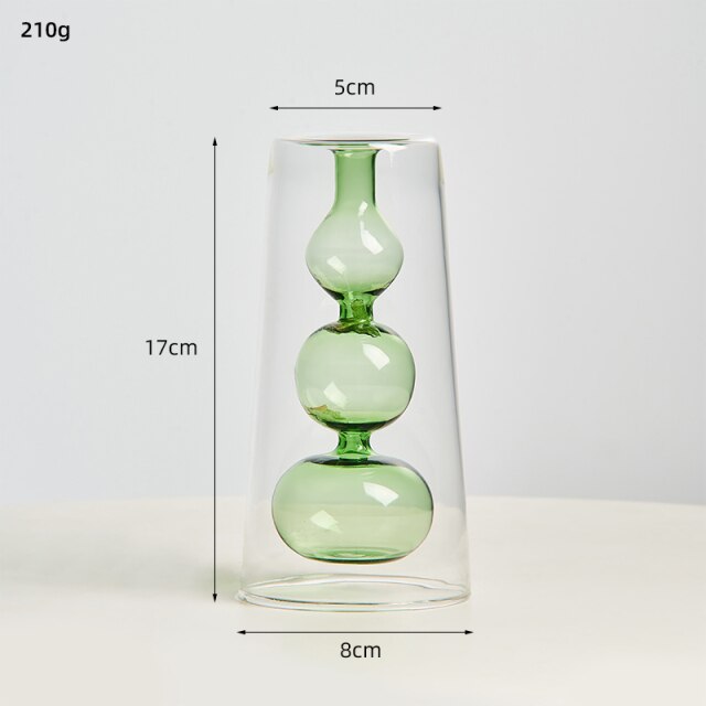 Lebendige Glasvasen für stilvolle Akzente