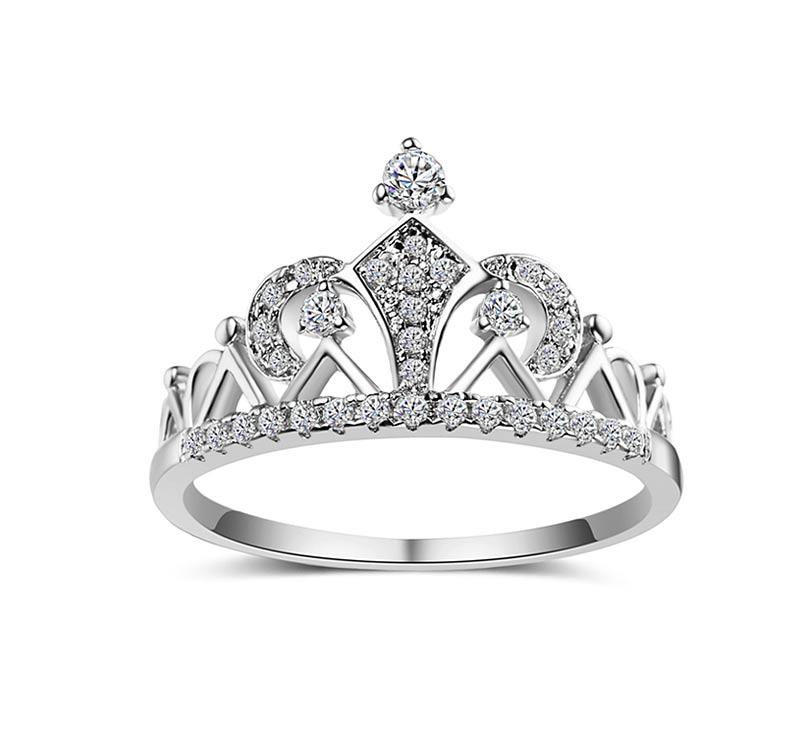 Eleganter Zirkonia-Ring in Kronenform | GlanzKraft