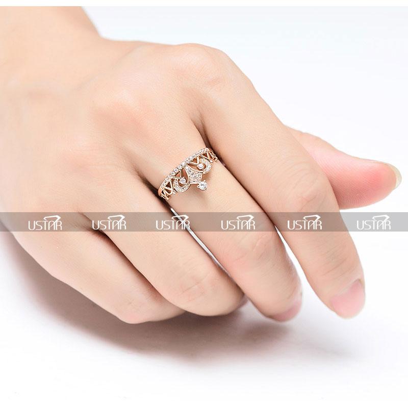 Eleganter Zirkonia-Ring in Kronenform | GlanzKraft