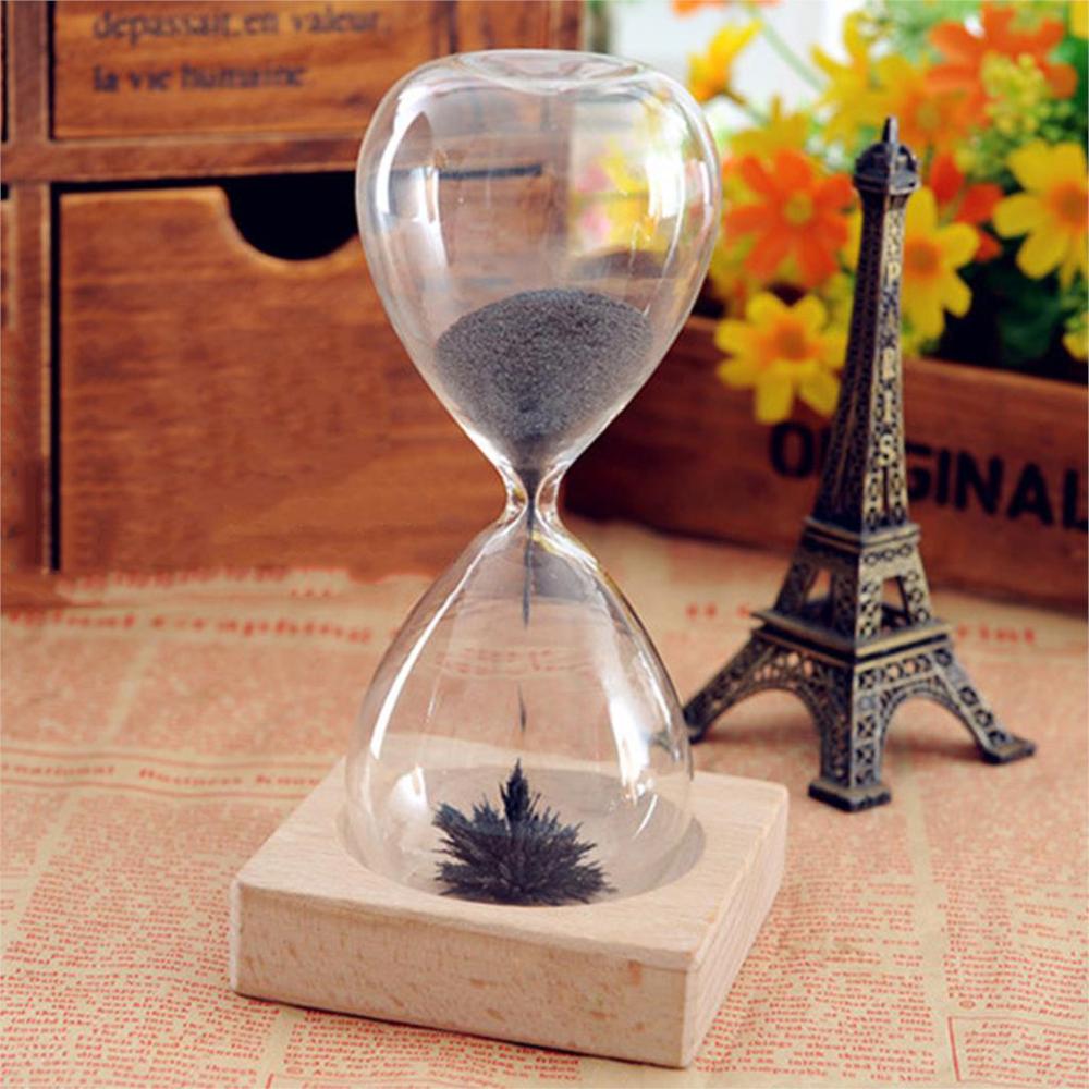 Kreative Sanduhr mit Magnetischem Design