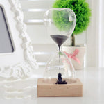Kreative Sanduhr mit Magnetischem Design