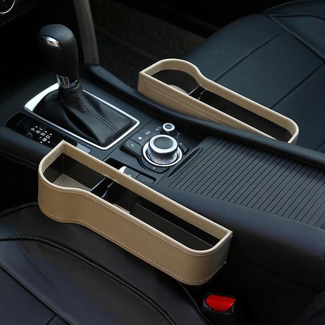 Platzsparender Organizer für den Autositzspalt | FlexiStow