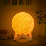 Stimmungsvolle 3D Mondlampe mit Touch-Funktion