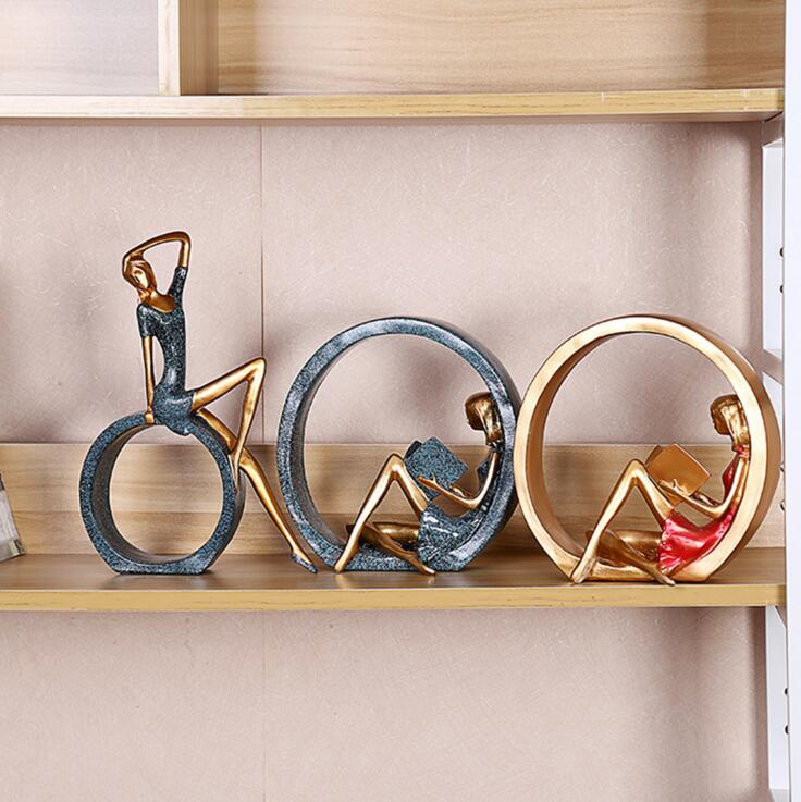 Kreative europäische moderne Miniaturfiguren von Mädchen