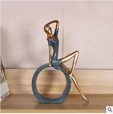 Kreative europäische moderne Miniaturfiguren von Mädchen