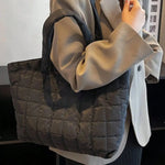 Stylish Tote with Ample Storage for Everyday Use