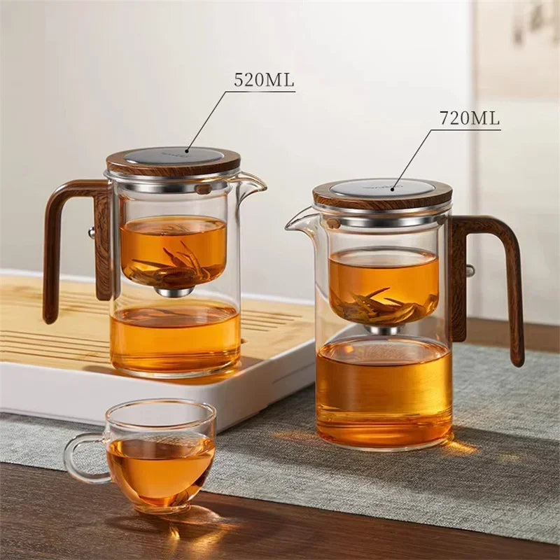 Elegante Glasteekanne mit Infuser für perfekten Teegenuss