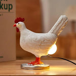 Dekorative Tischlampe in Hühnerform mit sanftem LED-Licht