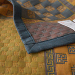 Airy vintage-style cotton blanket for all seasons
