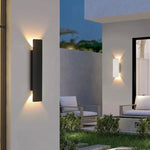 Elegante LED Außenwandlampe – Architektonisches Lichtdesign, Wetterfest