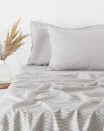 Elegant bedding set made of high-quality linen and cotton