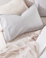 Elegant bedding set made of high-quality linen and cotton