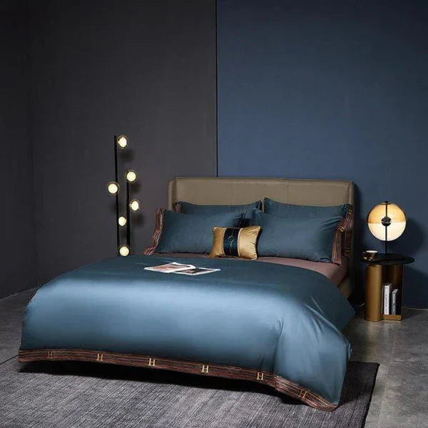 Elegant Satin Bedding Set for a Dream Bedroom