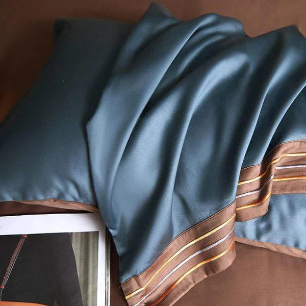 Elegant Satin Bedding Set for a Dream Bedroom