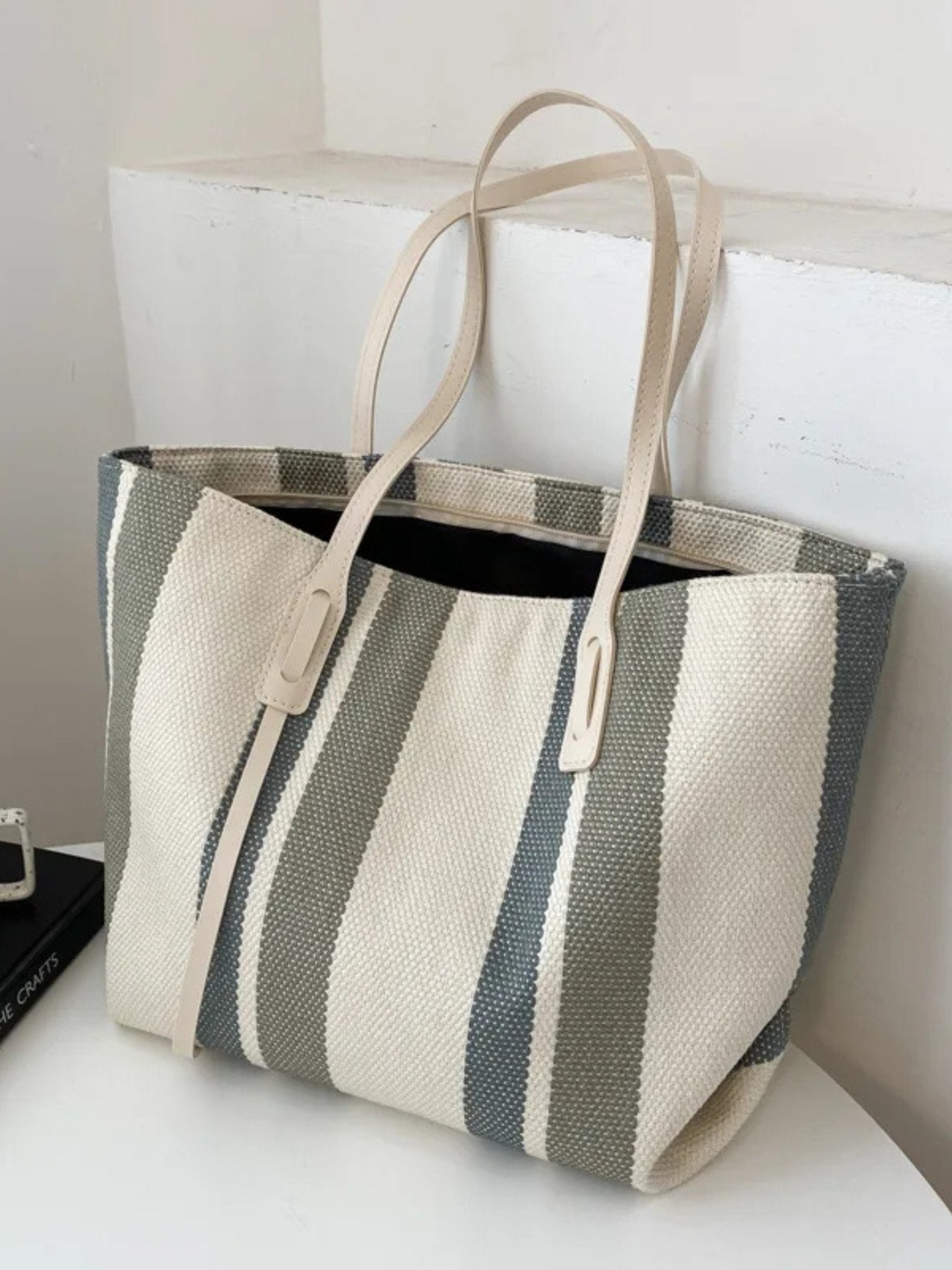 Modern Striped Canvas Bag for Any Occasion