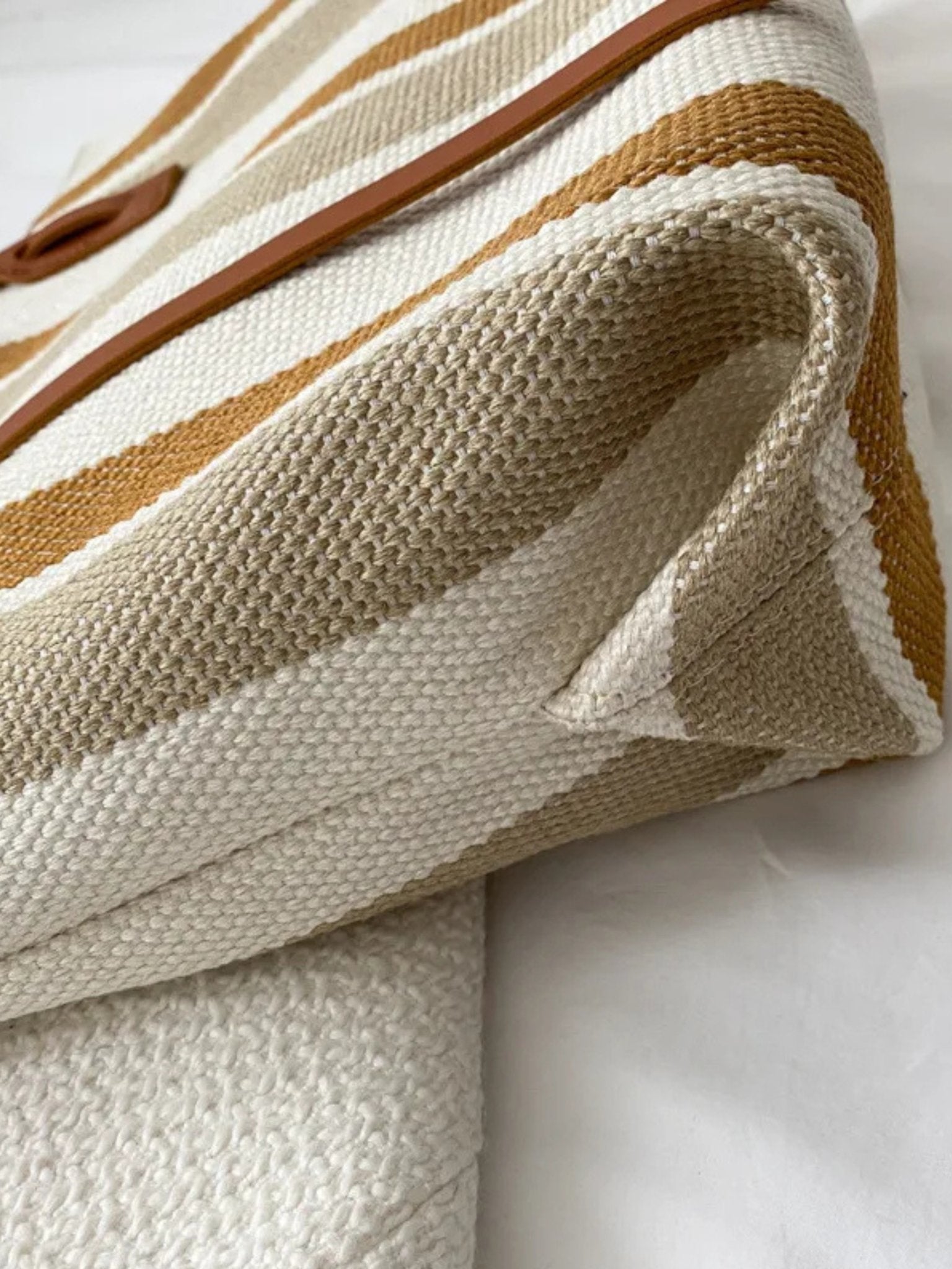 Modern Striped Canvas Bag for Any Occasion