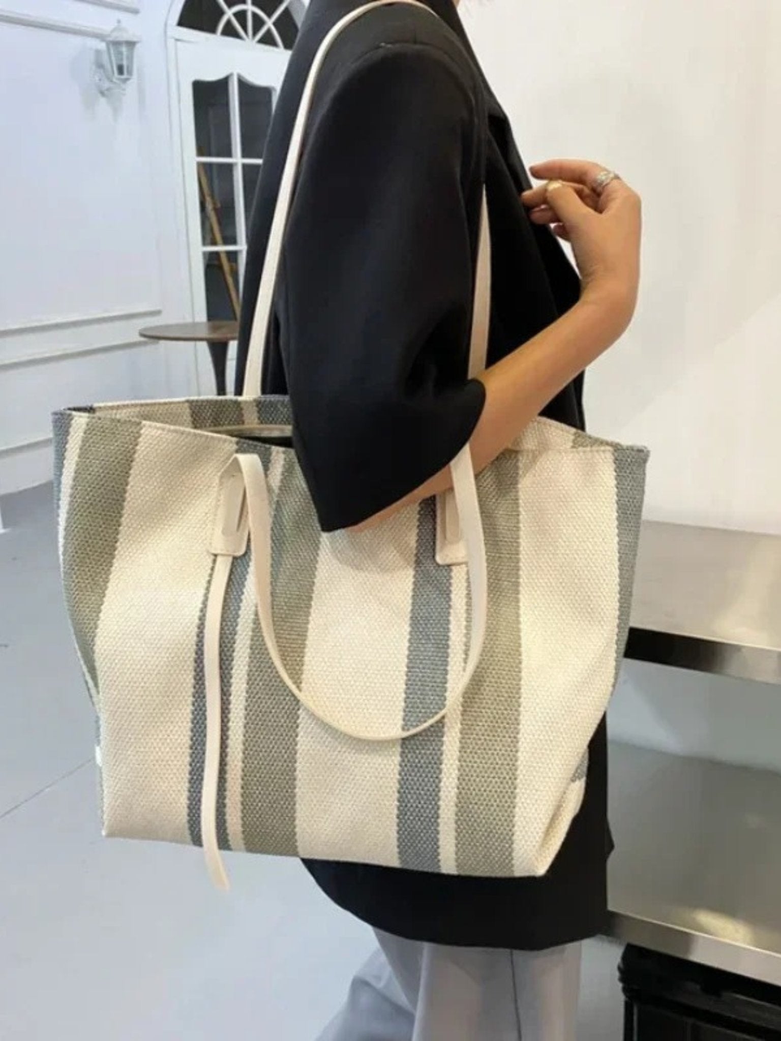 Modern Striped Canvas Bag for Any Occasion