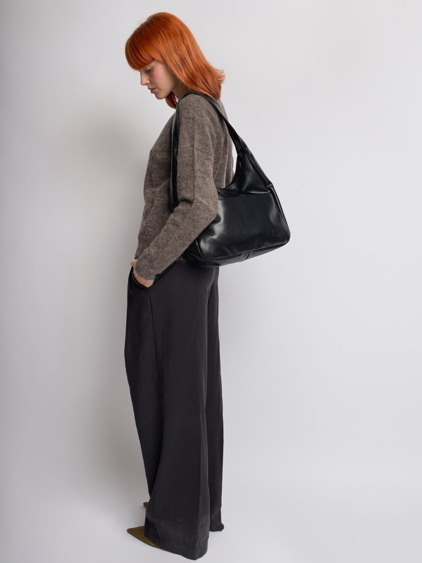 Stylish Laptop Bag for 13 Inch – Practical and Lightweight