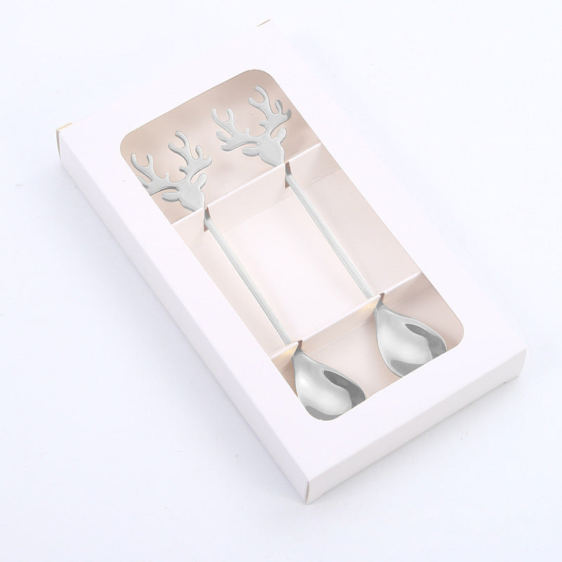 Geschenkset aus Metalllöffeln für Weihnachtsdekorationen zuhause
