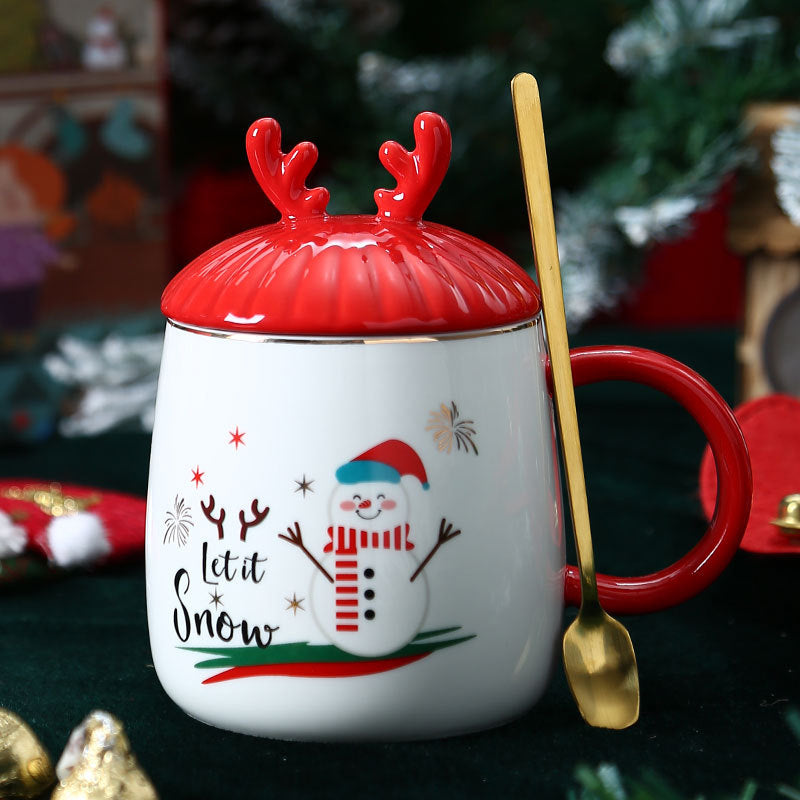Weihnachtsbecher mit festlichem Design