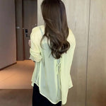 Leichte Bluse aus Seidenchiffon für den Sommer