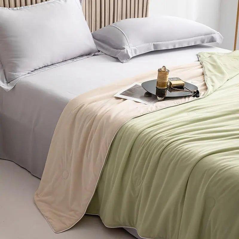 AeroCool - Breathable Bamboo Blanket for Restful Nights