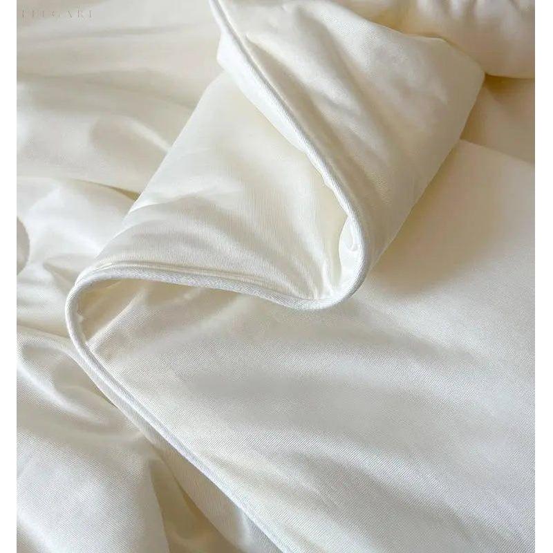 AeroCool - Breathable Bamboo Blanket for Restful Nights