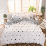 Stylish Duvet Cover Set for Romantic Nights - Heart Design