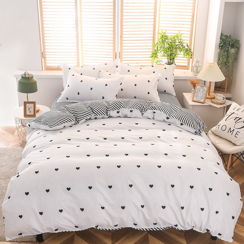 Stylish Duvet Cover Set for Romantic Nights - Heart Design