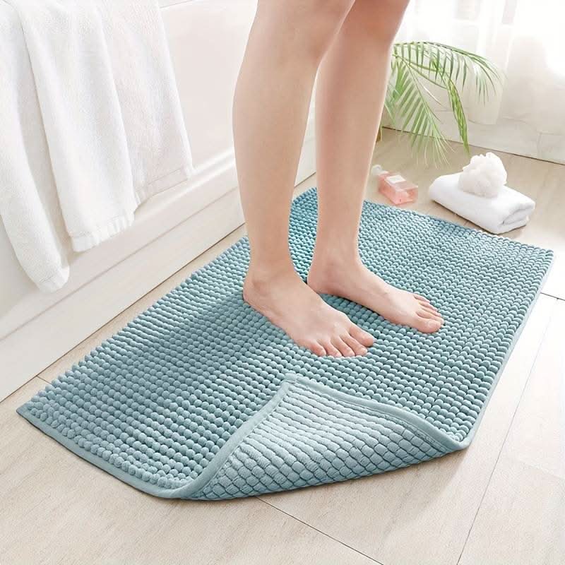 Chenille Bath Mat for Bathroom - Highly Absorbent and Slip-Resistant