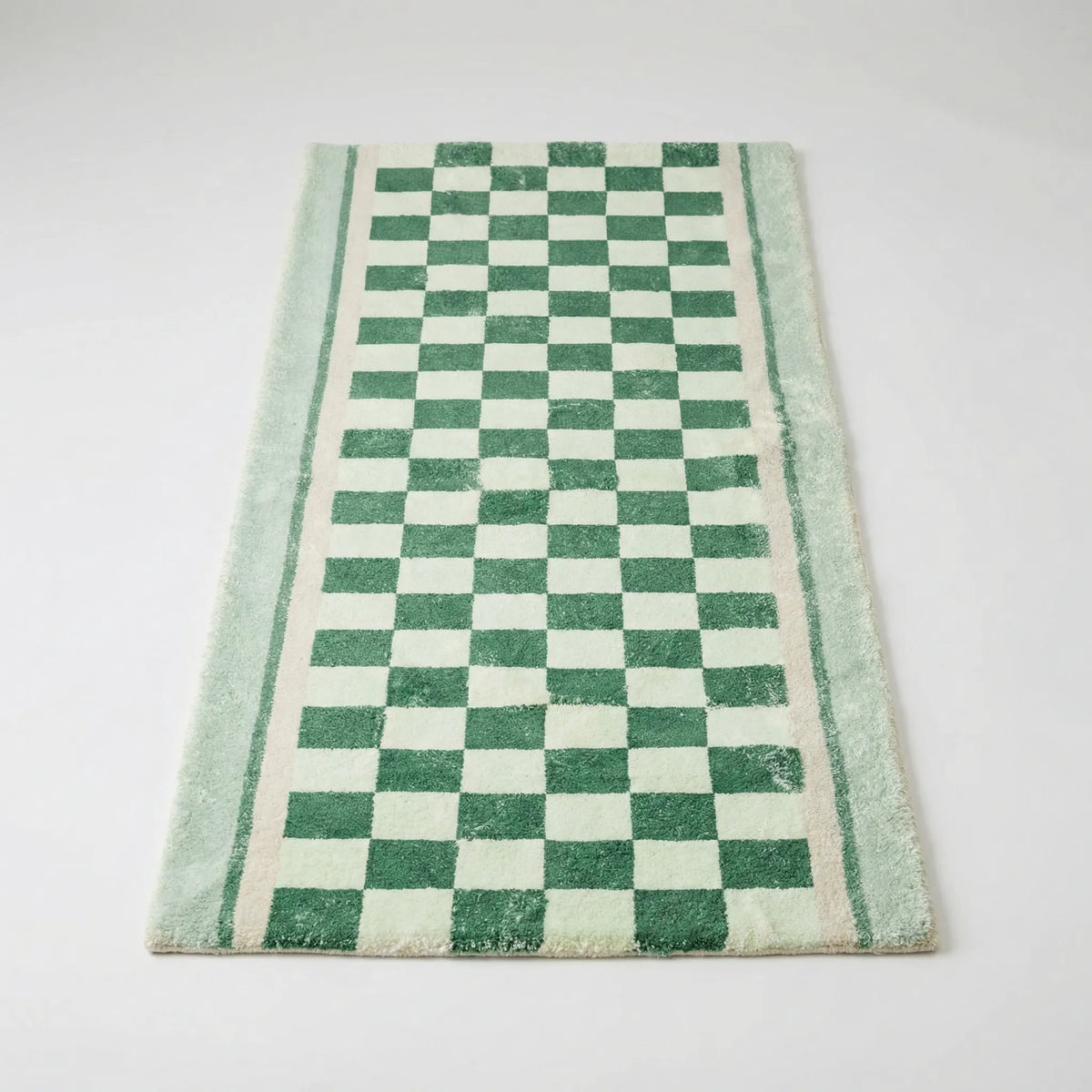 Non-Slip Runner Rug in Checkerboard Pattern - Soft to Walk On