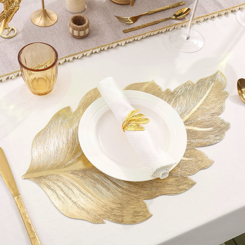 Luxuriöse Tischunterlage aus PVC mit 3D-Goldblatt-Design